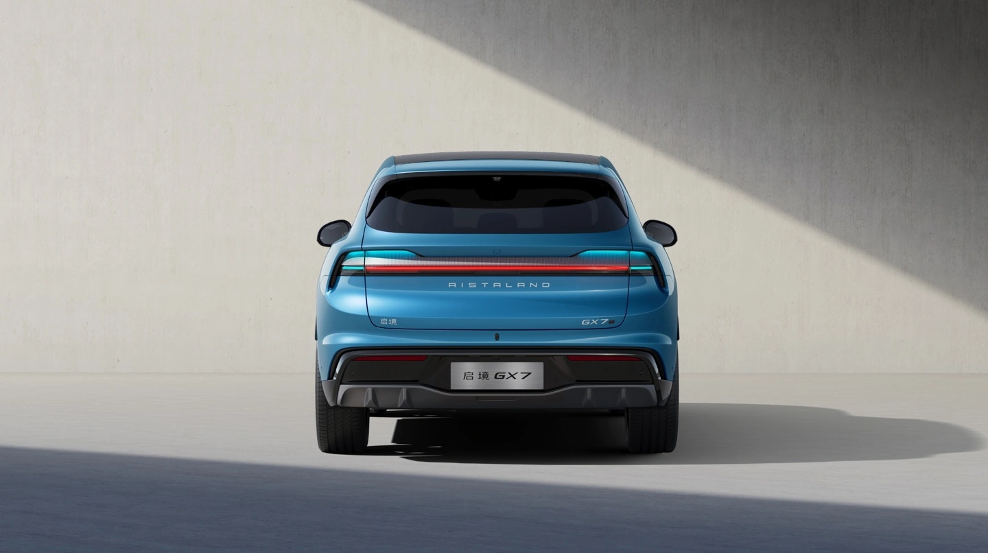 启境 GX7 全球首秀:定位智能阔五座 SUV 车型,首创 20 秒一键自动成床