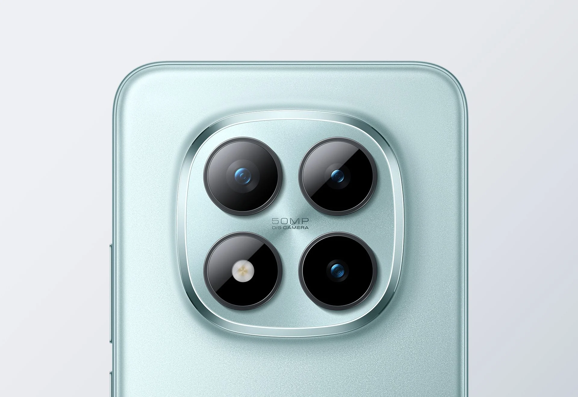 https://www.gizmochina.com/wp-content/uploads/2025/08/Redmi-Note-15-Pro-camera-module.jpg