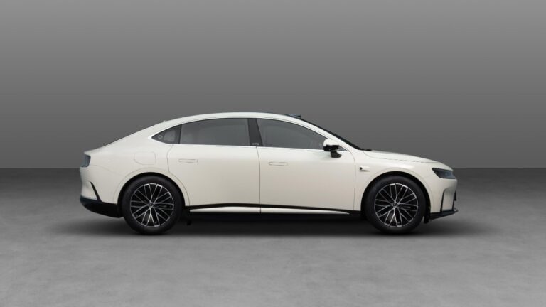 Smart #6 EHD Hybrid Sedan
