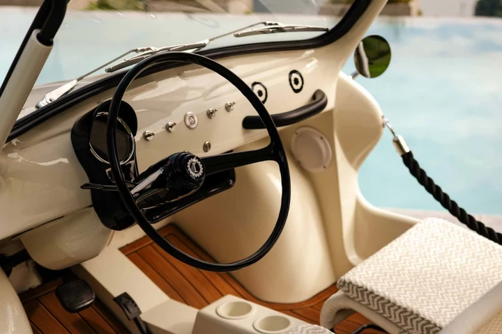 Spiaggina Garage Italia MY26
