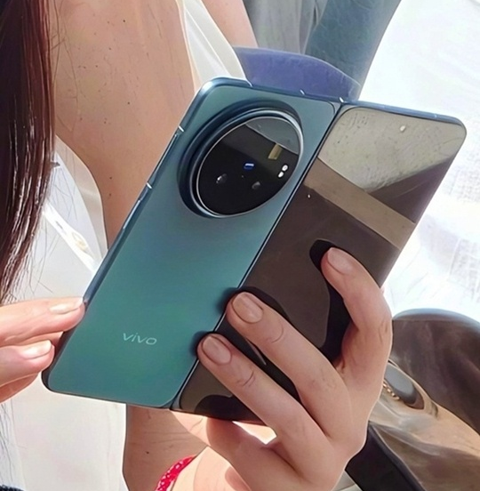 Vivo X Fold 6
