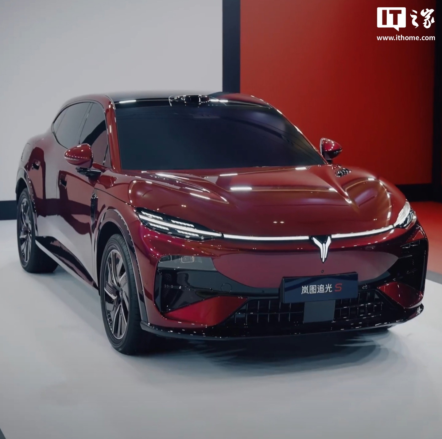 Voyah Zhuiguang S ufficiale nei colori: SUV elettrico con Huawei ADS 5 e 700 km