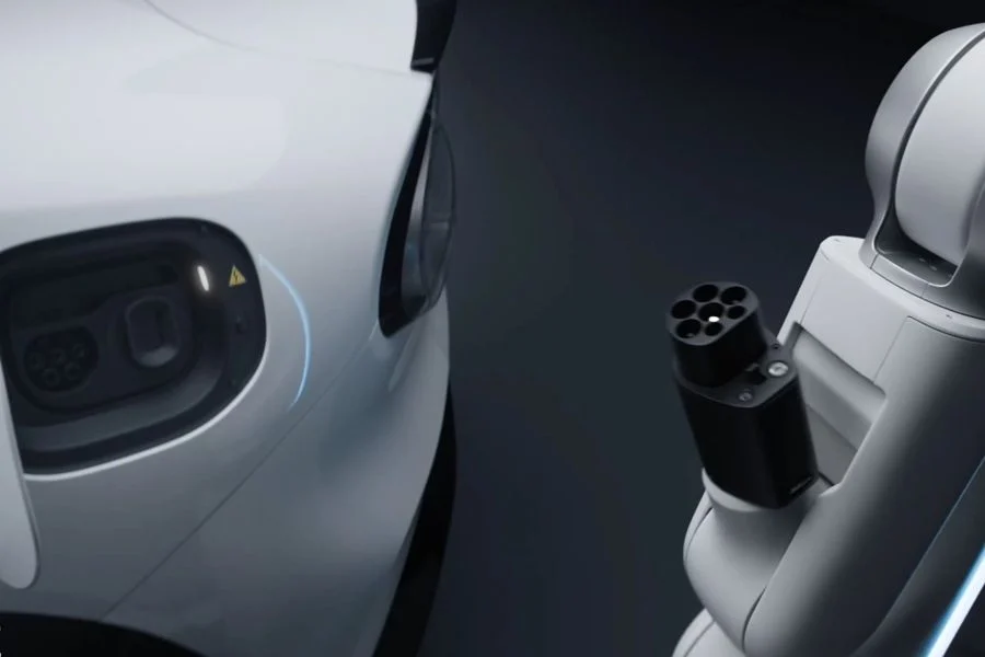 Xiaomi Robotic Arm for charging