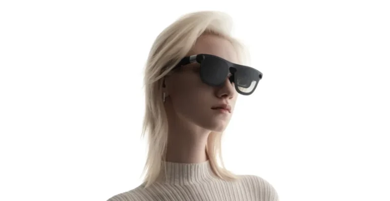 Xreal Aura con Android XR e Snapdragon Reality Elite