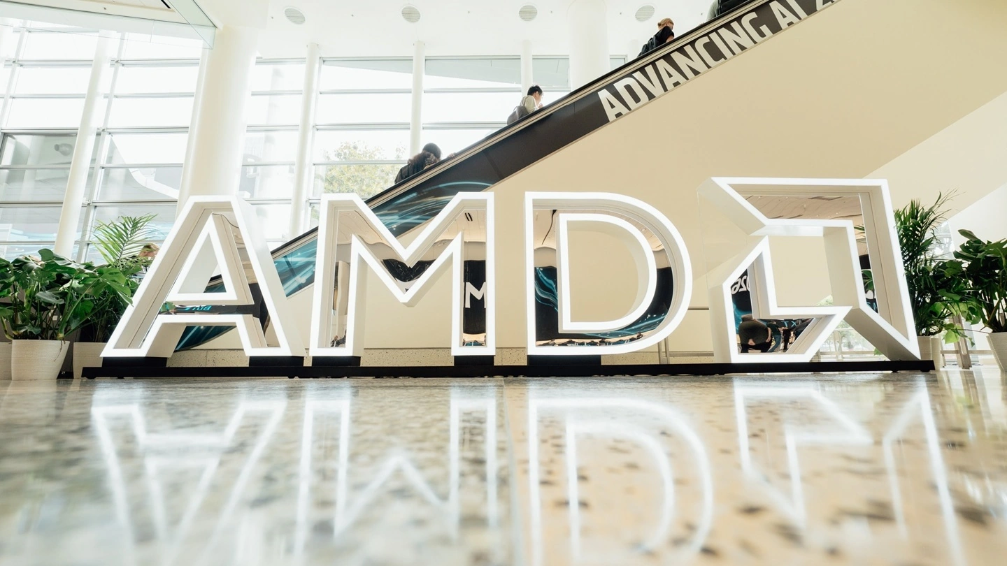 AMD svela la roadmap AI e HPC: EPYC Zen 7 nel 2028, MI500 nel 2027