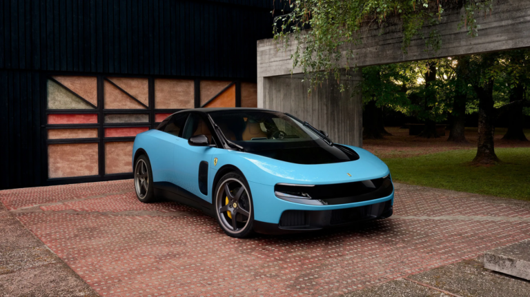 Ferrari Luce divide sul design