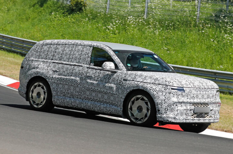 Genesis GV90 verso il debutto