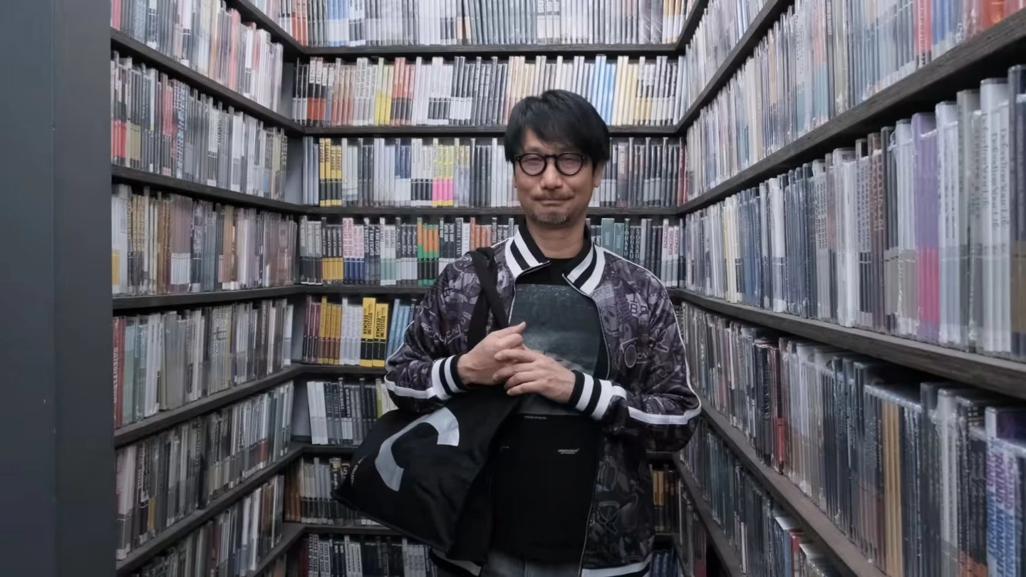 Hideo Kojima avverte sui rischi del digitale dopo l’addio ai dischi PlayStation