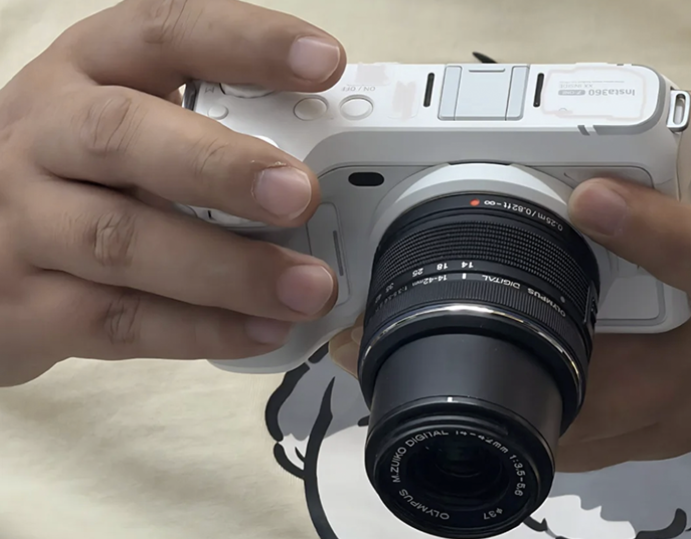 Insta360 Z-ONE: la prima camera M43 da vlog attesa a settembre