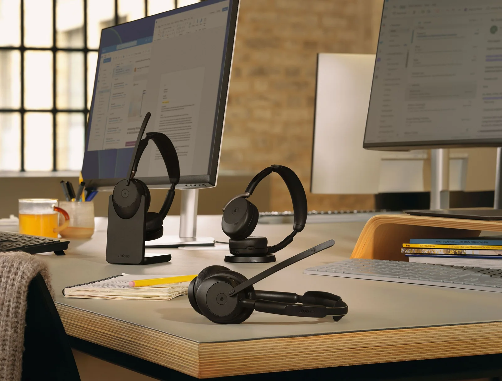 Jabra Evolve3 in ambiente ufficio