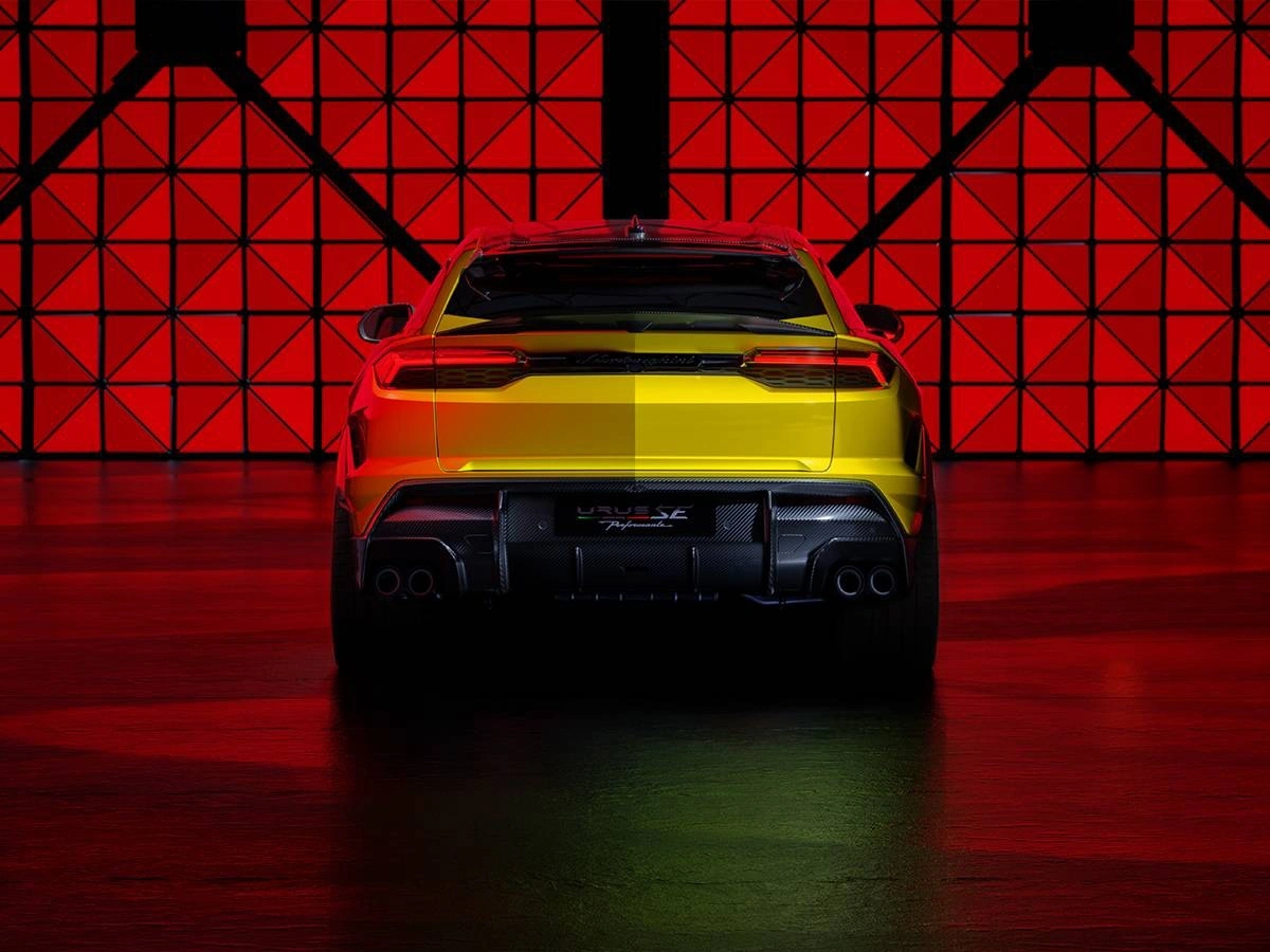兰博基尼 Urus SE Performante 发布:插电混动 SUV,百公里加速 3.3 秒