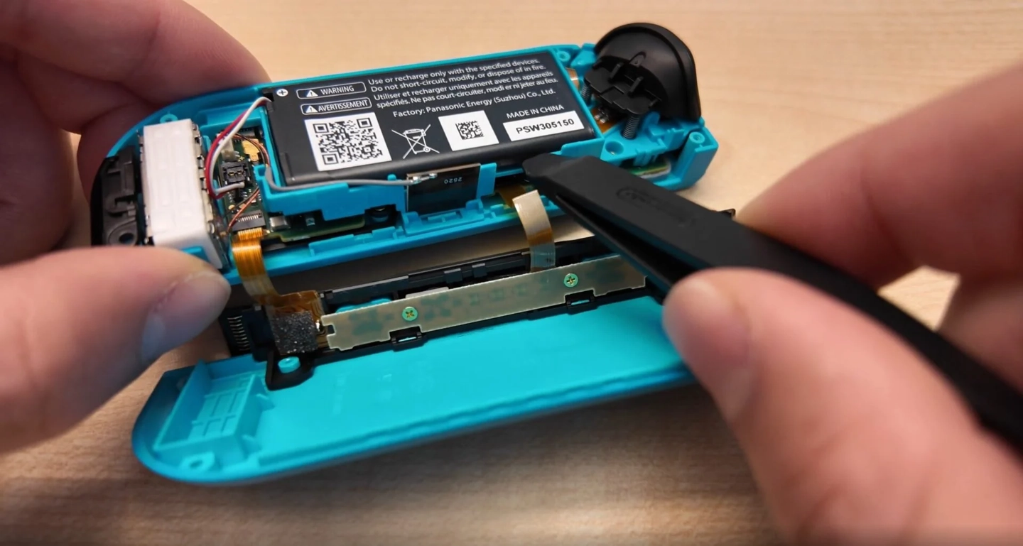 Nintendo Joy-Con Switch con batteria rimovibile