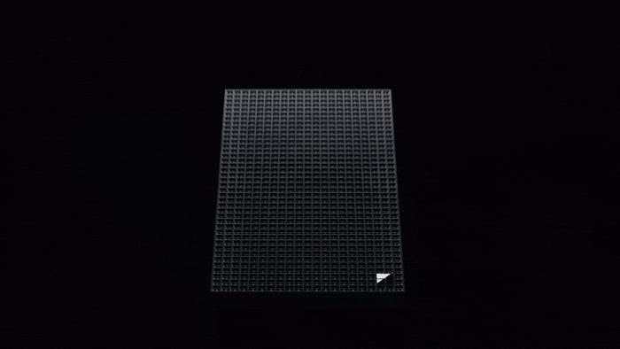 Surface RTX Spark 开发盒实拍图
