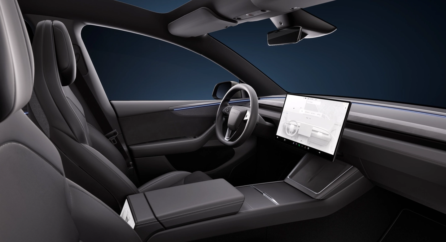 特斯拉 Model Y L 电动汽车在美国上市,6.2 万美元