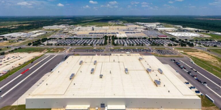 Toyota investe 3,6 miliardi per raddoppiare la fabbrica di San Antonio