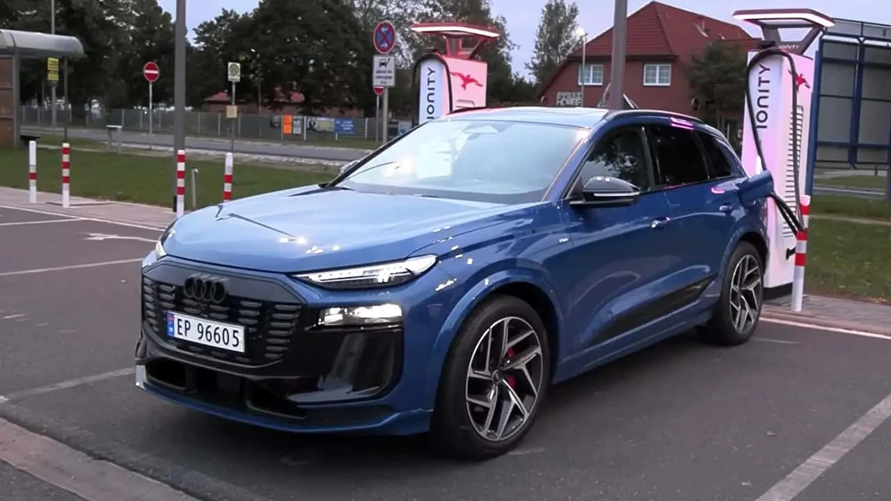 Audi Q6 e-tron a 200 km/h: autonomia reale di circa 168 km in test Autobahn