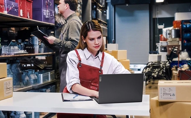 Lenovo V14 Gen 6 AMN ufficiale