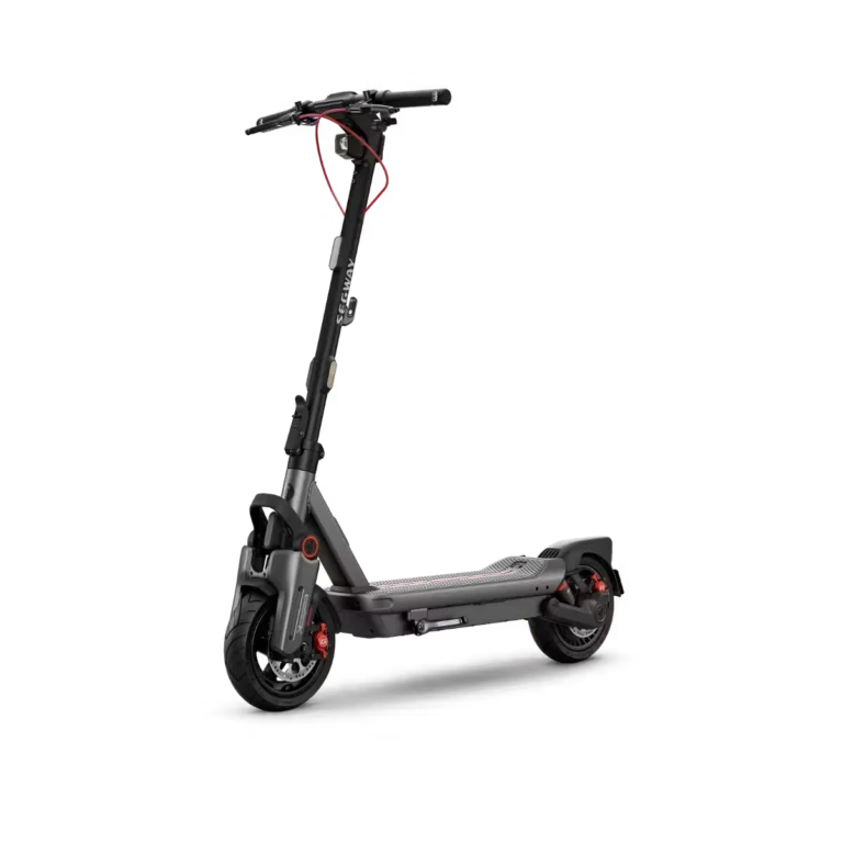 Segway: Segway Max G3 Plus ufficiale: 90 km di autonomia, 2.200 W e pneumatici autoriparanti
