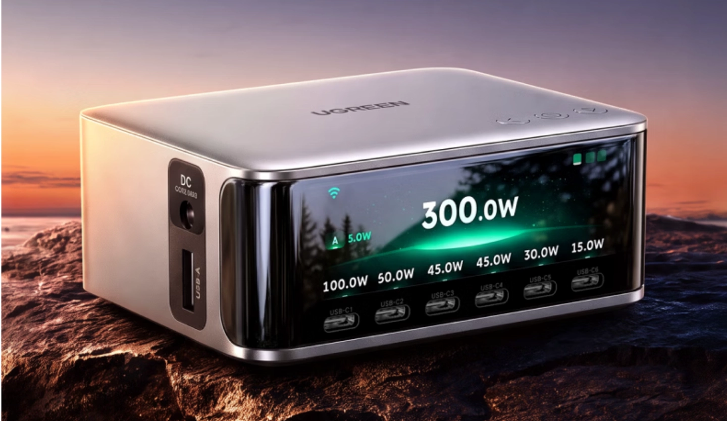 绿联推出 300W 屏显桌面充电器:6C+1A+1DC,799 元