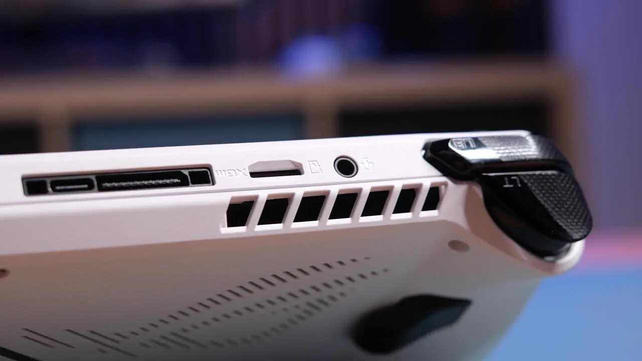 Porte superiori di ASUS ROG Ally Z1 Extreme