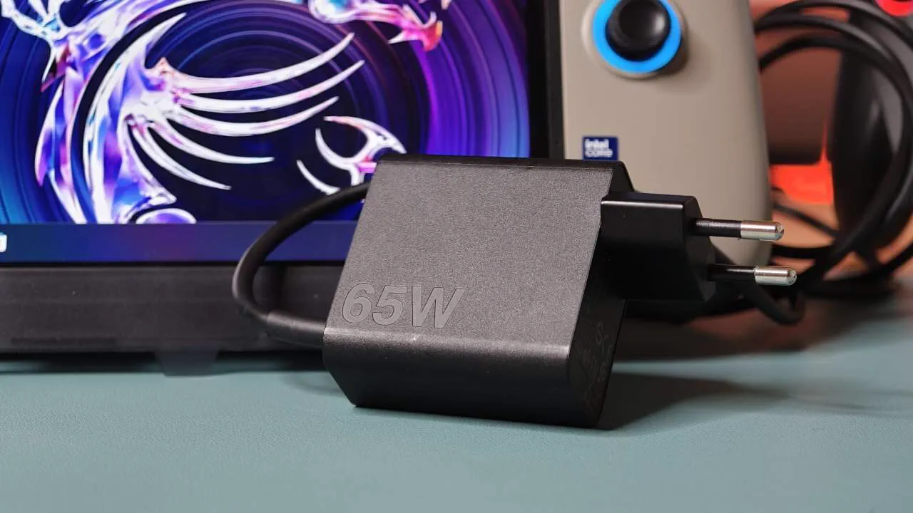 Alimentatore USB-C di ASUS ROG Xbox Ally X
