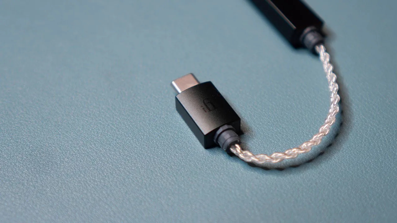 Uscita cuffie da 3,5 millimetri di iFi GO link