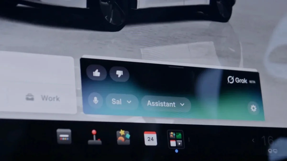 Tesla Grok supporterà gli SMS vocali sulle auto compatibili