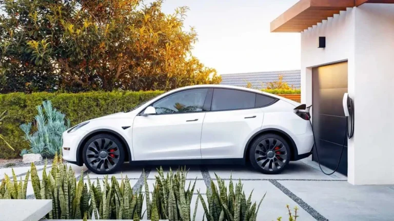 Tesla Model Y con 180.000 km