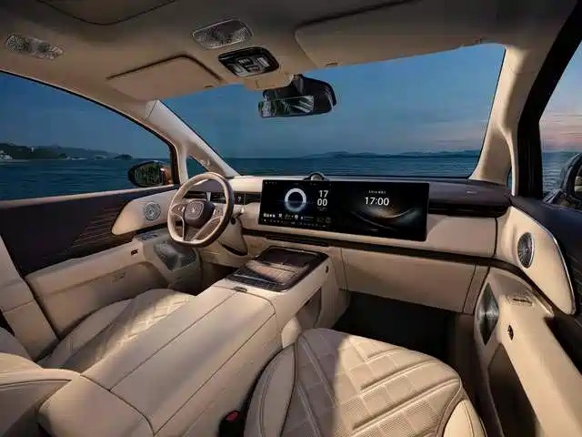 岚图梦想家 9 开启预售:42.99 万-52.99 万元,全系 800V+ 华为乾崑智驾 ADS 5 + 鸿蒙座舱 6