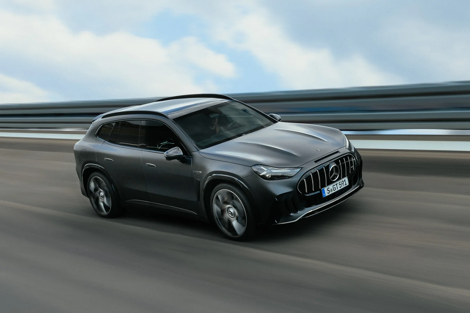 Mercedes-AMG GT 55 SUV grigio in movimento, foto stampa ufficiale