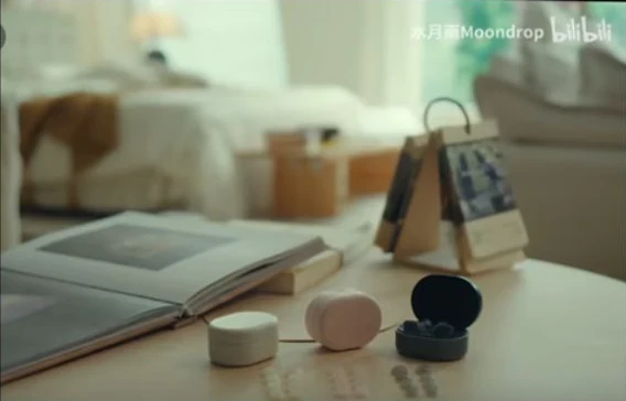 MOONDROP Dots, custodie nelle tre finiture annunciate