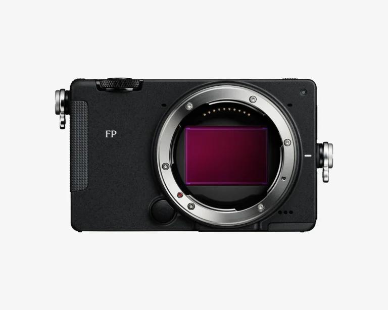 Sigma FP2: full frame da 24,5 MP, video 6K OpenGate e 70 GB di memoria interna