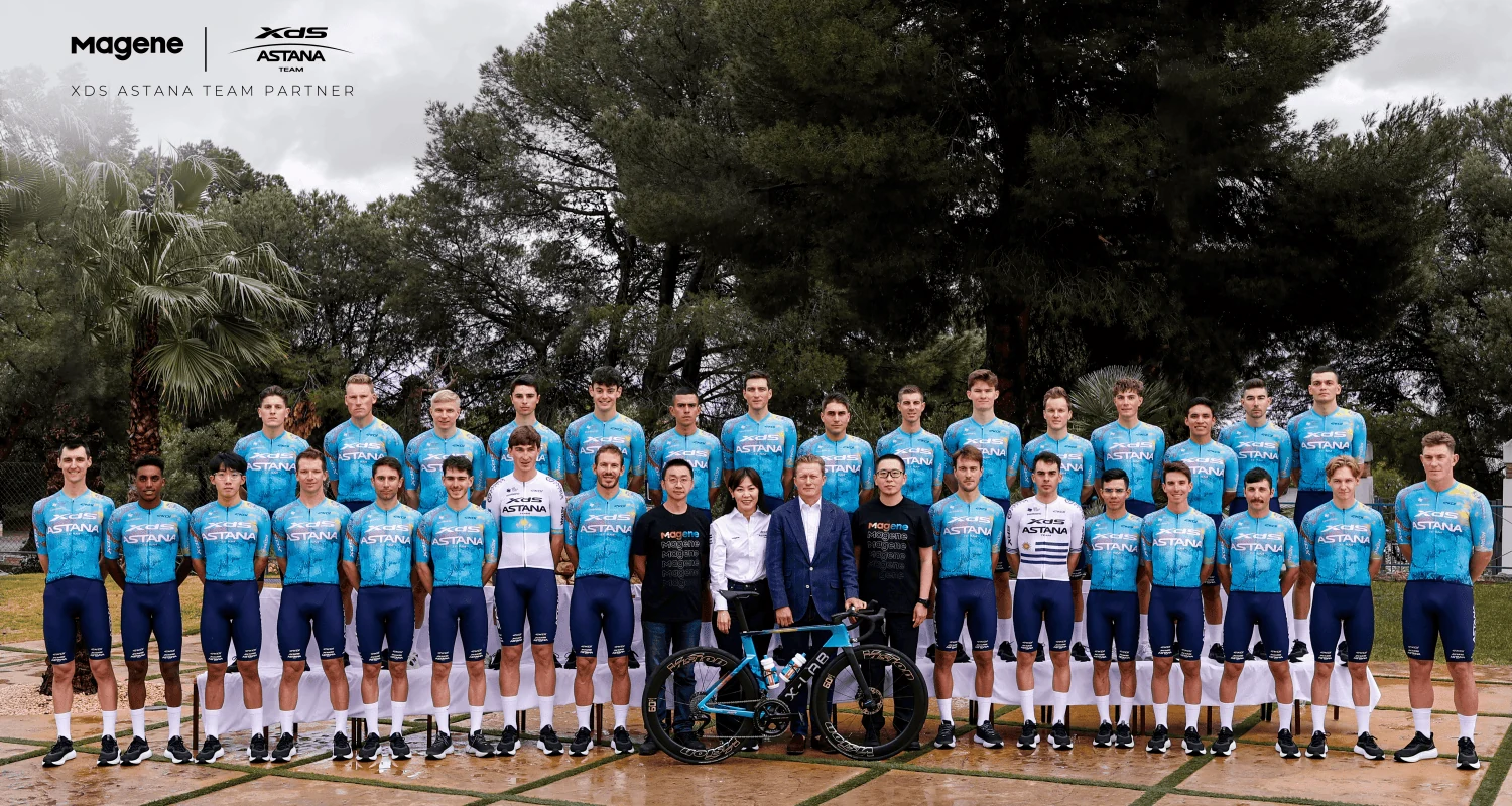 Incontro tra Magene e il team XDS Astana