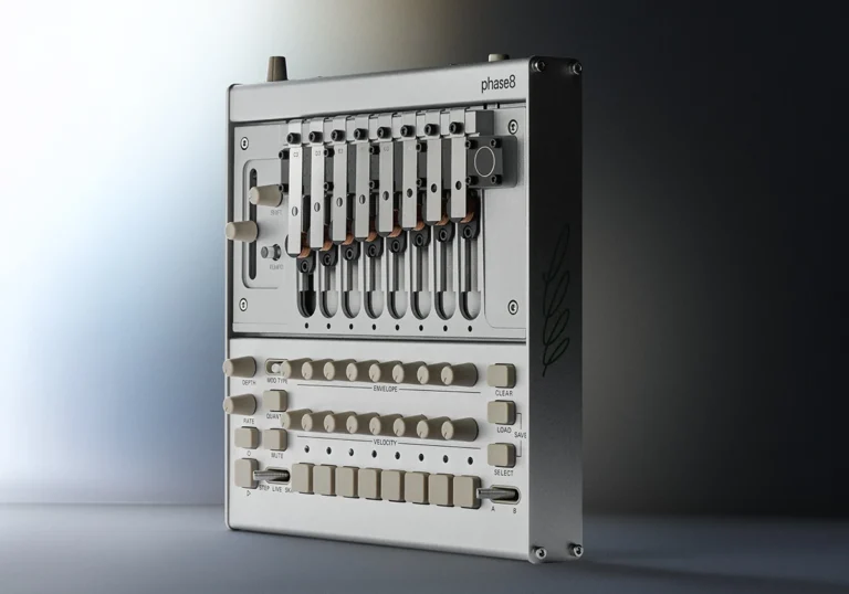 Korg phase8: il sintetizzatore si suona anche toccando i risonatori