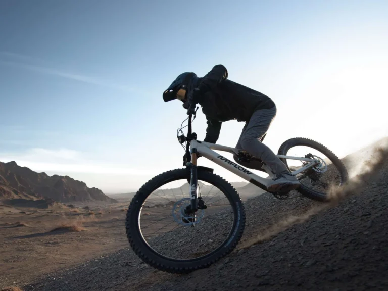Amflow PX e PR: nuove eMTB con Avinox M2 e batteria estraibile sulla PR