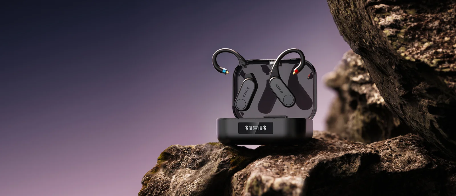FiiO UTWS17: Bluetooth per gli IEM, con aptX Lossless e ricarica senza contatti