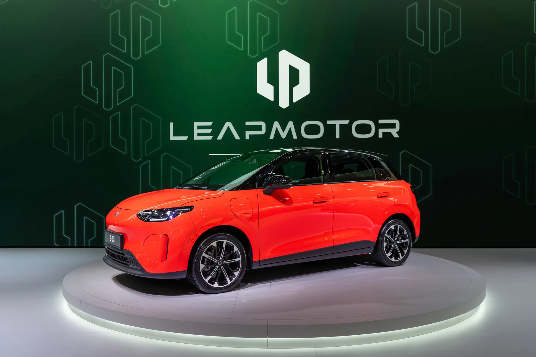 Leapmotor B03 elettrica al Salone di Parigi 2026
