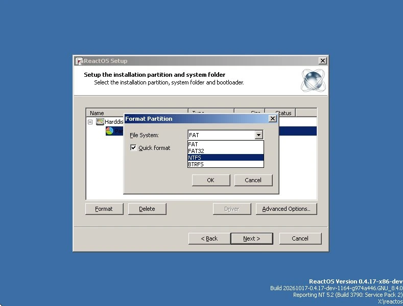 Il programma di installazione di ReactOS mostra NTFS tra le opzioni di formattazione