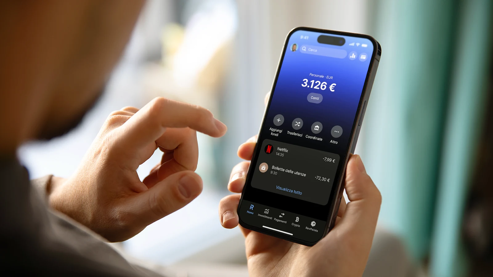 Funzioni dell’app Revolut in una foto ufficiale illustrativa